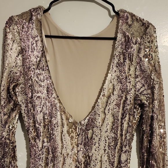 Dress the Population Purple and Cream Long Sleeve Dress - Picture 4 of 5